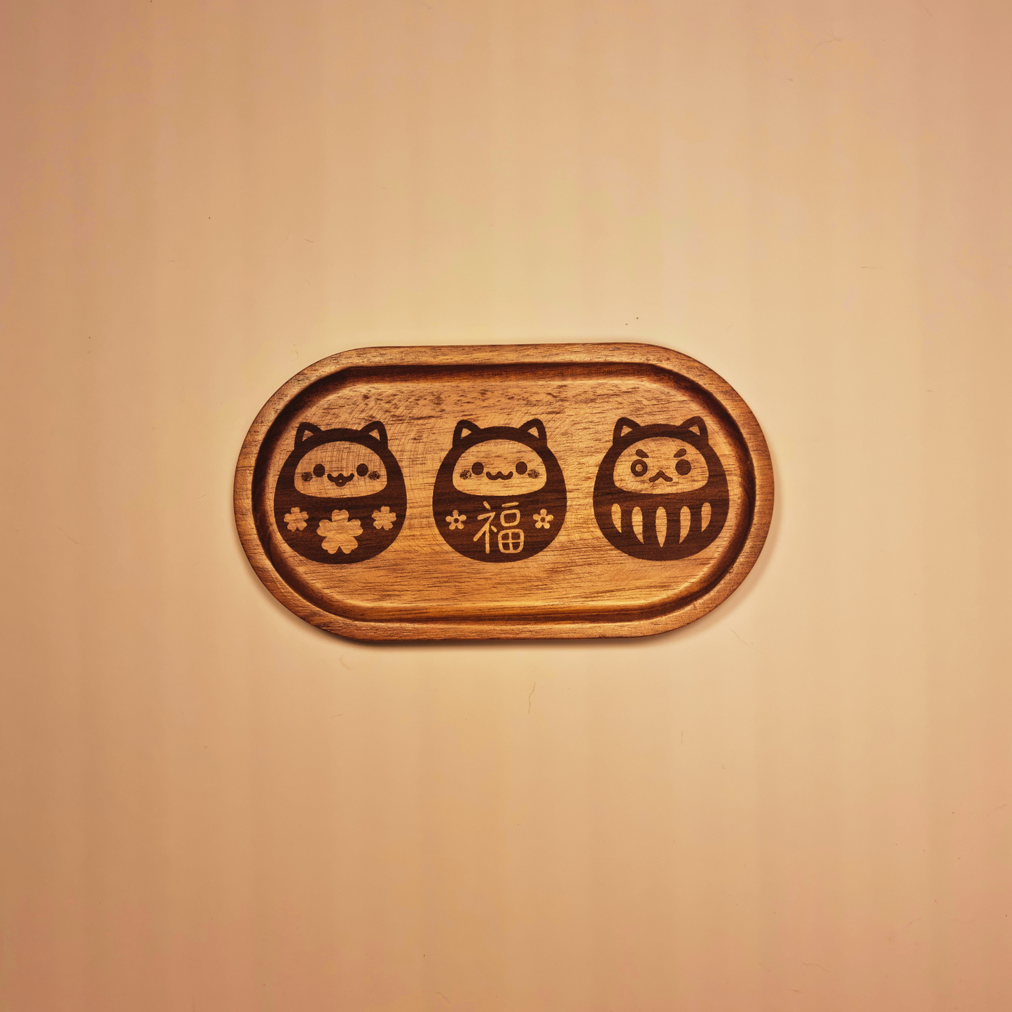 Plateau Darumas Japonais