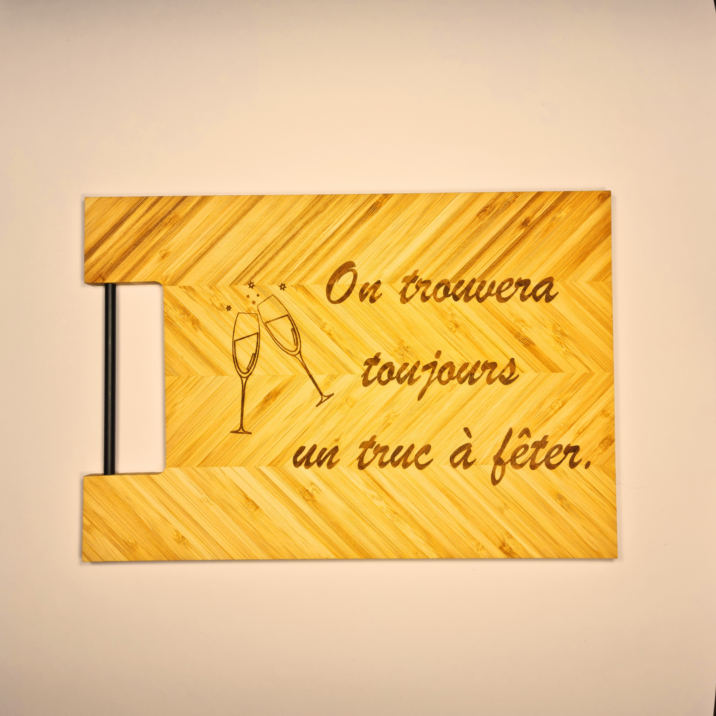 Grande planche " On trouvera toujours un truc à fêter "