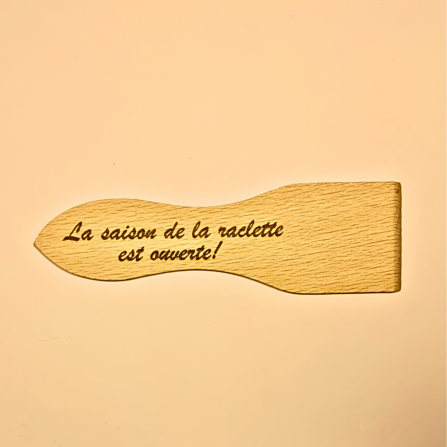 Spatule à raclette "La saison de la raclette est ouverte !"
